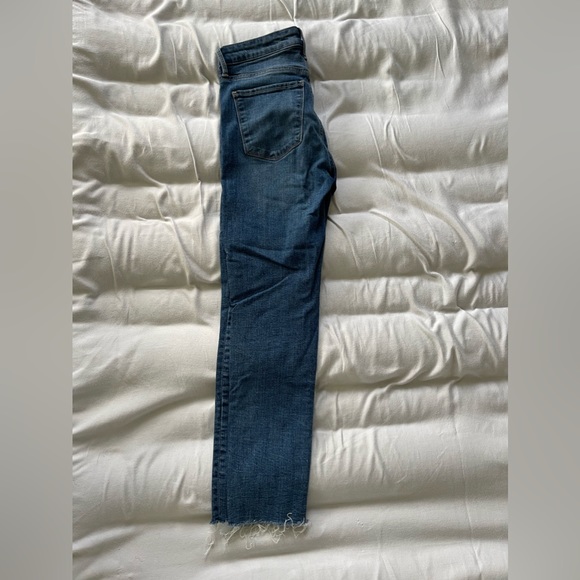 Lucky Brand High Rise Crop - Picture 9 of 9
